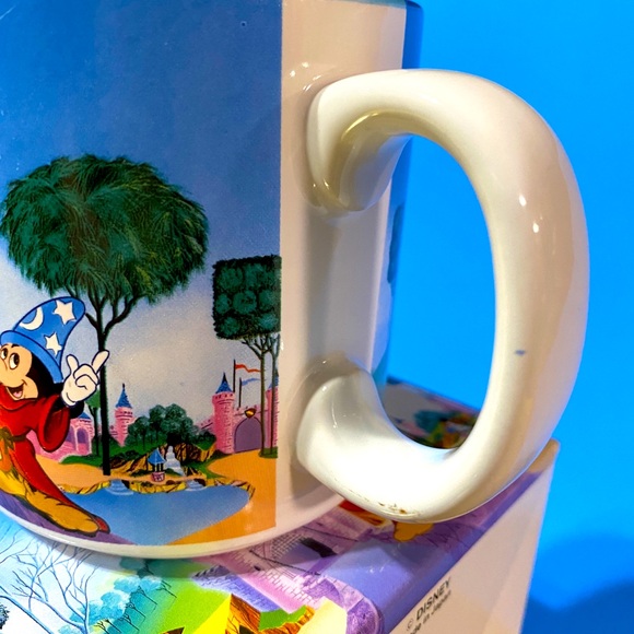 EURO DISNEY DISNEY STORE MUG COMMEMORATES THE OPENING OF EURO APRIL 12,1992 RARE - Picture 10 of 15